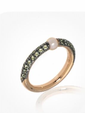 Italian Designer 18K Rose Gold, Cultured Pearl and Peridot Ring Size 7